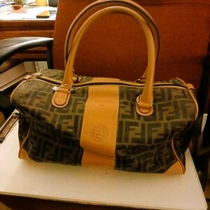 Fendi vintage hand bag